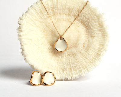 Summer Reef Necklace: Red Glaze