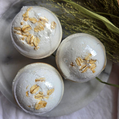 Oat and Honey : Bath Bomb