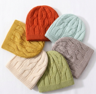 Wool Cable Knit Hat / Fingerless Gloves *Sold separately: Hat / Orange