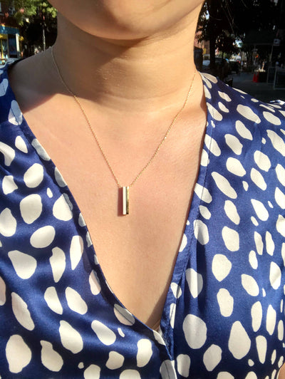 Horizontal Dipped Bar Necklace 2 (Vertically hang): Orange Red