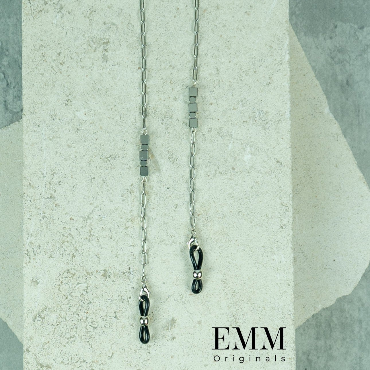 Eye Glasses Chain - Tiny Cubes - Silver