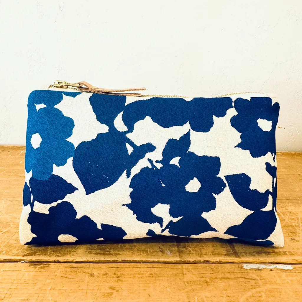 Clutch - Laura - Anita - S&L Royal