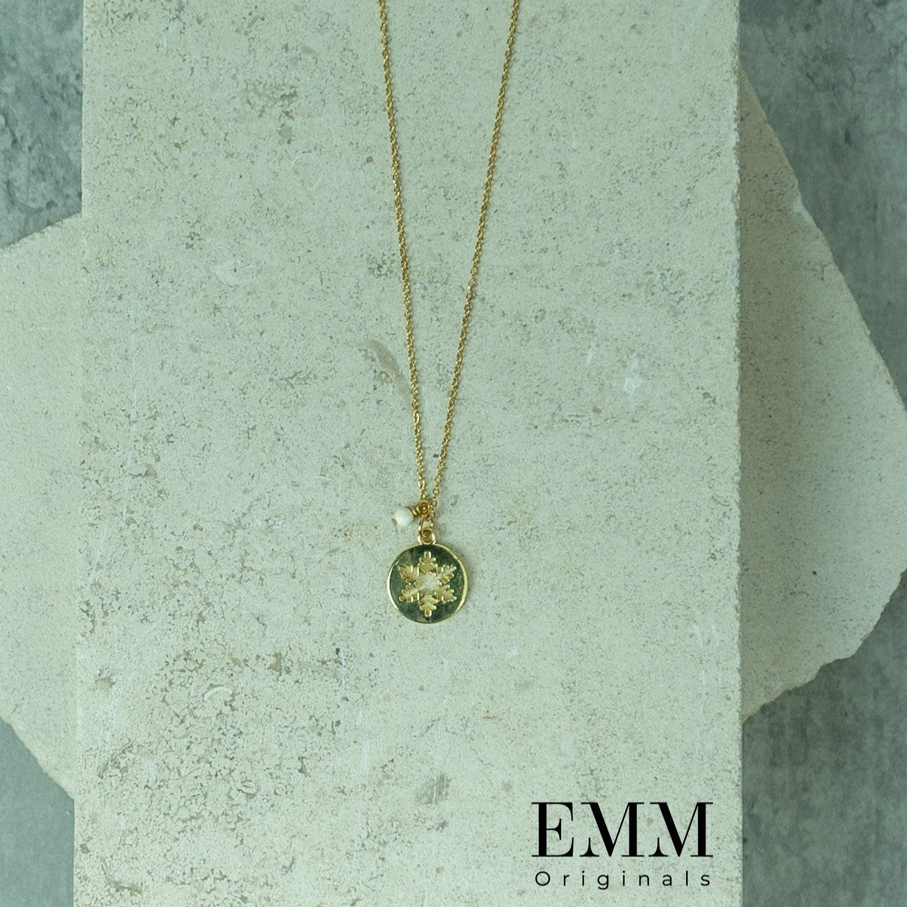 Necklace - Snowflake With White Stone