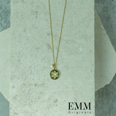 Necklace - Snowflake With White Stone