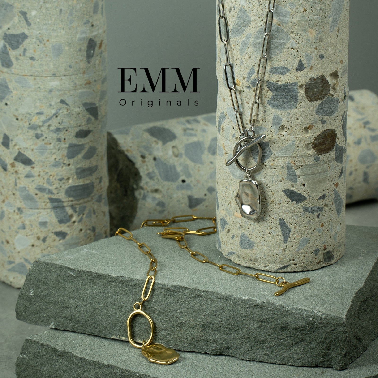 Necklace - Toggle Clasp With Irregular Metal Charm