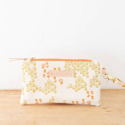 Wristlet - Field Of Flowers