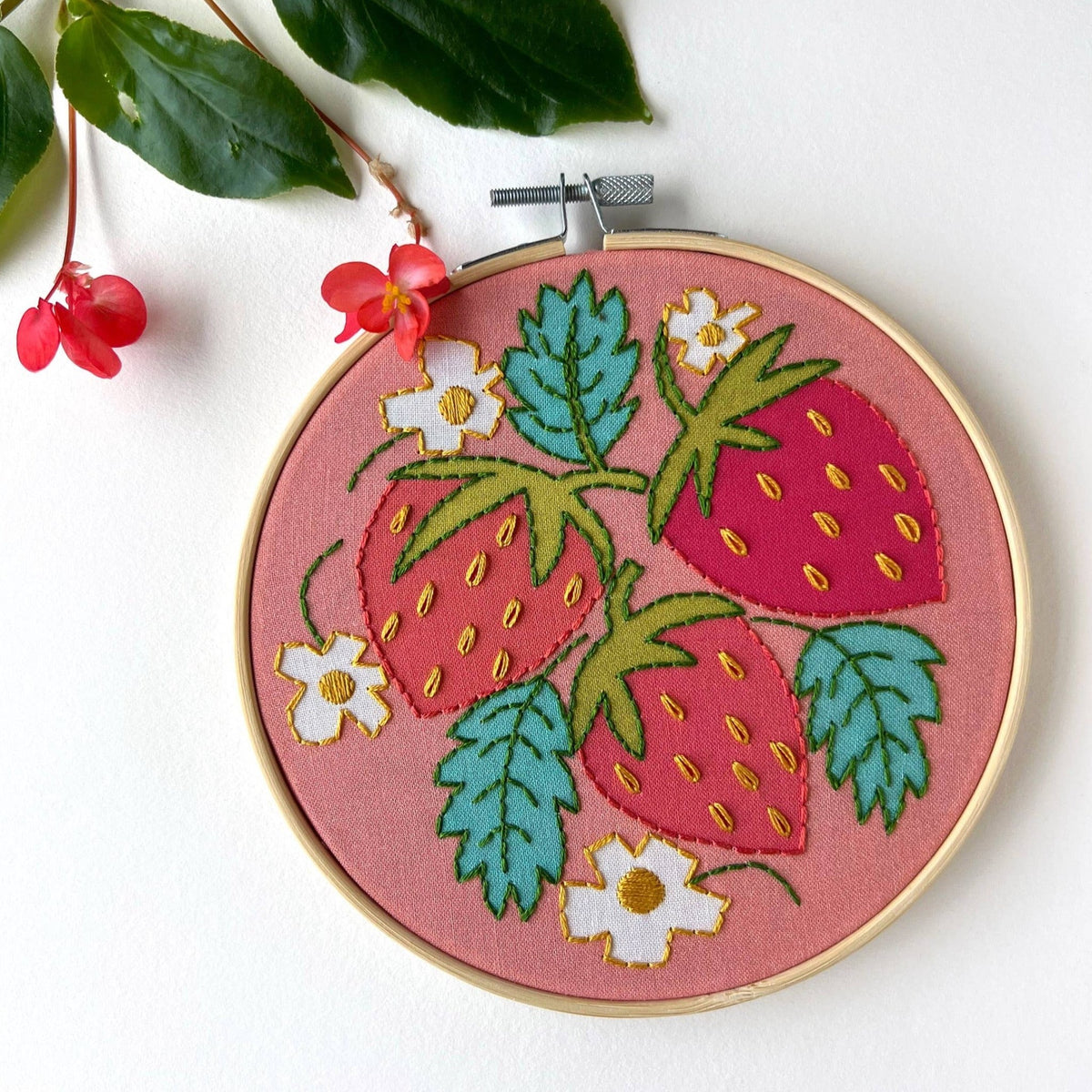 Embroidery Kit - Strawberries - Gift & Gather