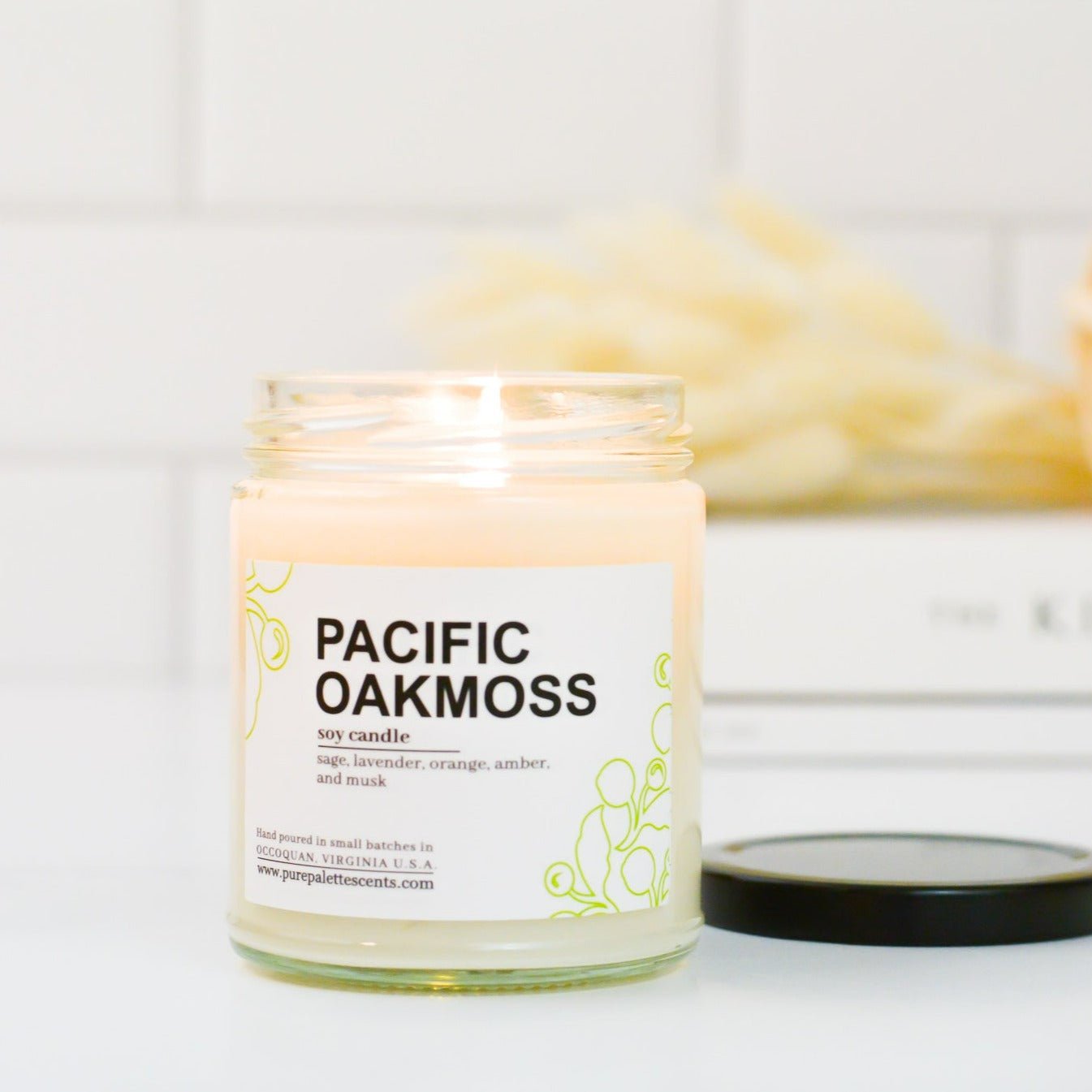 Pacific Oakmoss Soy Candle - Gift & Gather